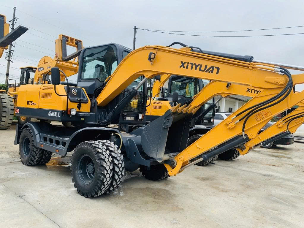 Máy Xúc Đào Bánh Lốp Xinyuan B75 - Giải Pháp Hiệu Quả Cho Công Trình Đô Thị
